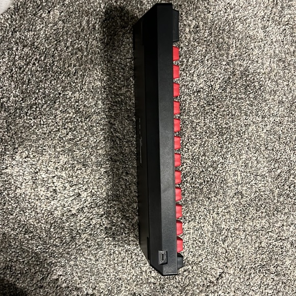 COPY - BRED EDITION - Kraken Pro 60% Mechanical Keyboard - Picture 4 of 7